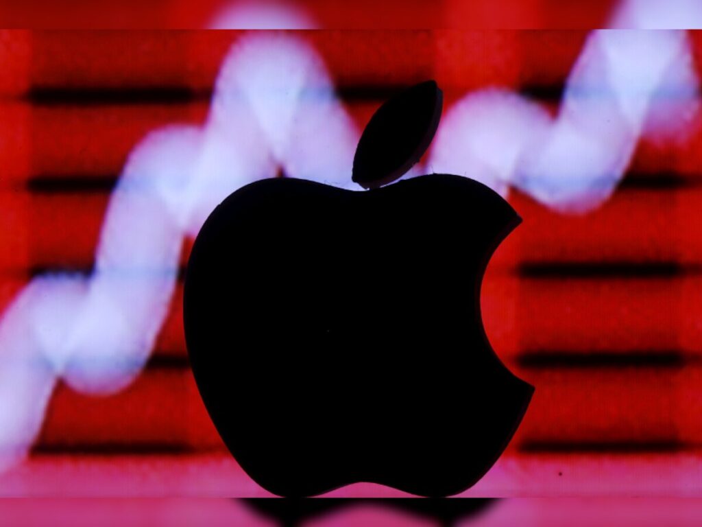 How Apple’s Most Famous Whistleblowers Turned on Each Other