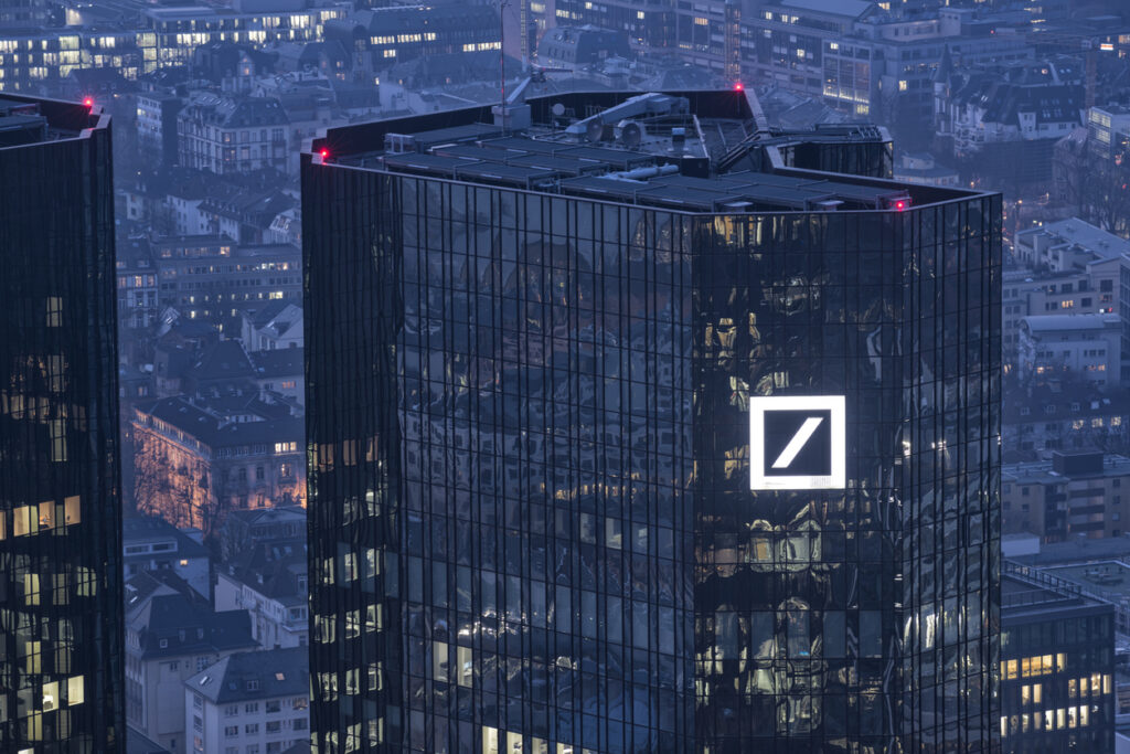 Deutsche Bank HQ Raided by Police in Money Laundering Investigation