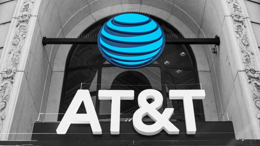 AT&T will settle a complaint with the SEC for $6 million regarding analyst leaks