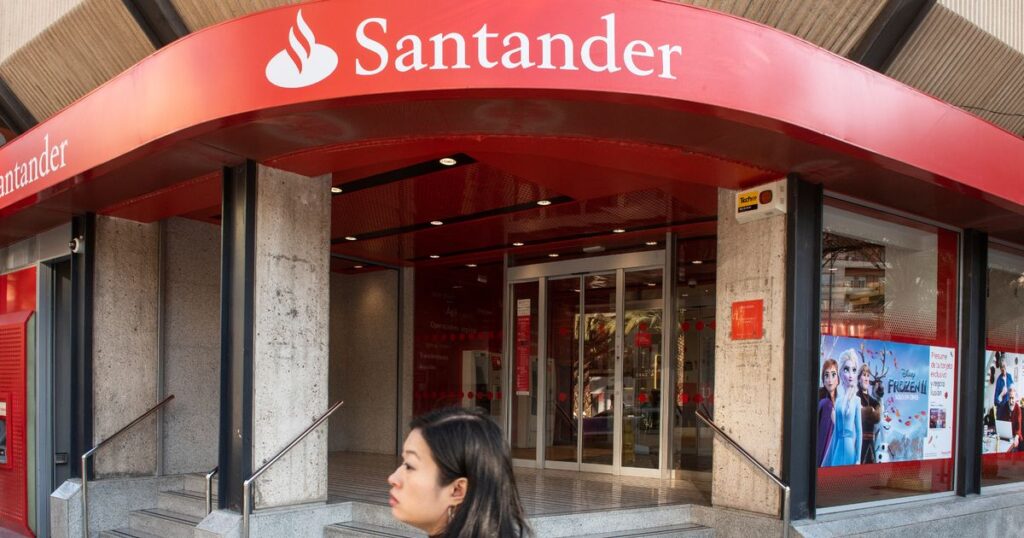 Santander fined $132 million by the UK authorities for anti-money laundering safeguards