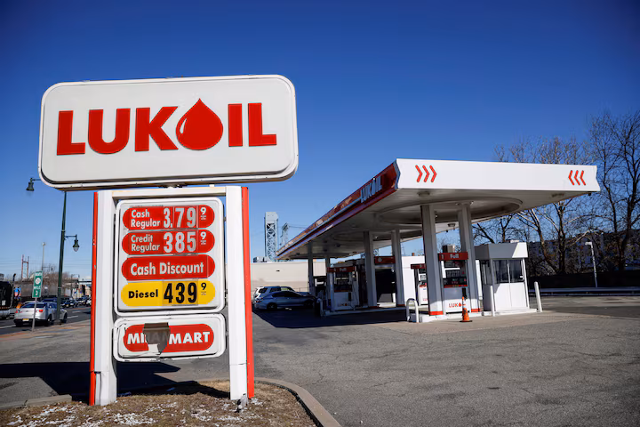 Washington extends window for negotiations over Lukoil’s foreign assets