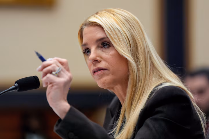 Democratic lawmakers request DOJ review over potential conflicts tied to Pam Bondi’s brother